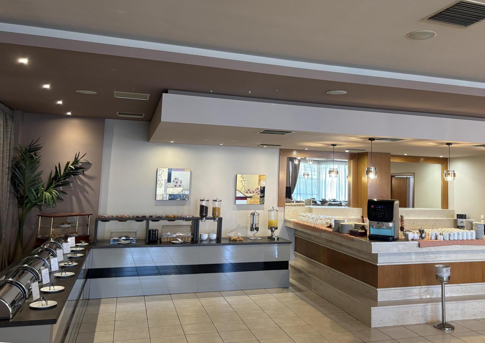 Achillio Hotel Комотини Экстерьер фото